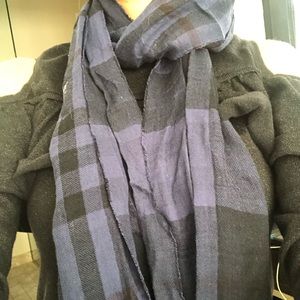 Burberry thin scarf